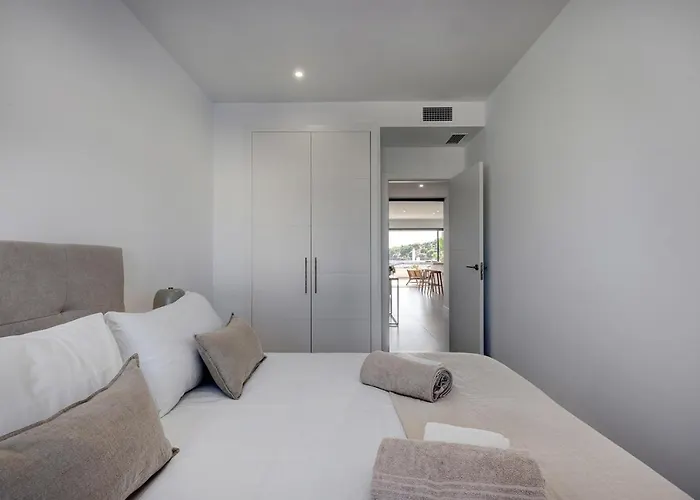 Apartamento Brand New, Elegant Three Bed Estepona