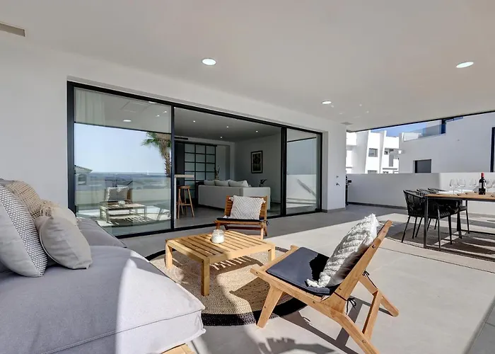 Brand New, Elegant Three Bed *