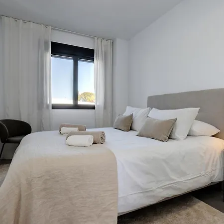 Apartamento Brand New, Elegant Three Bed