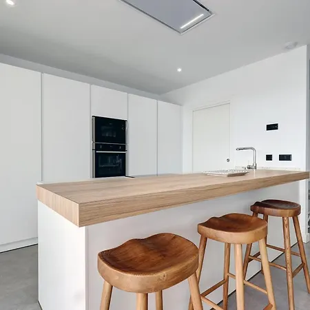 Apartamento Brand New, Elegant Three Bed